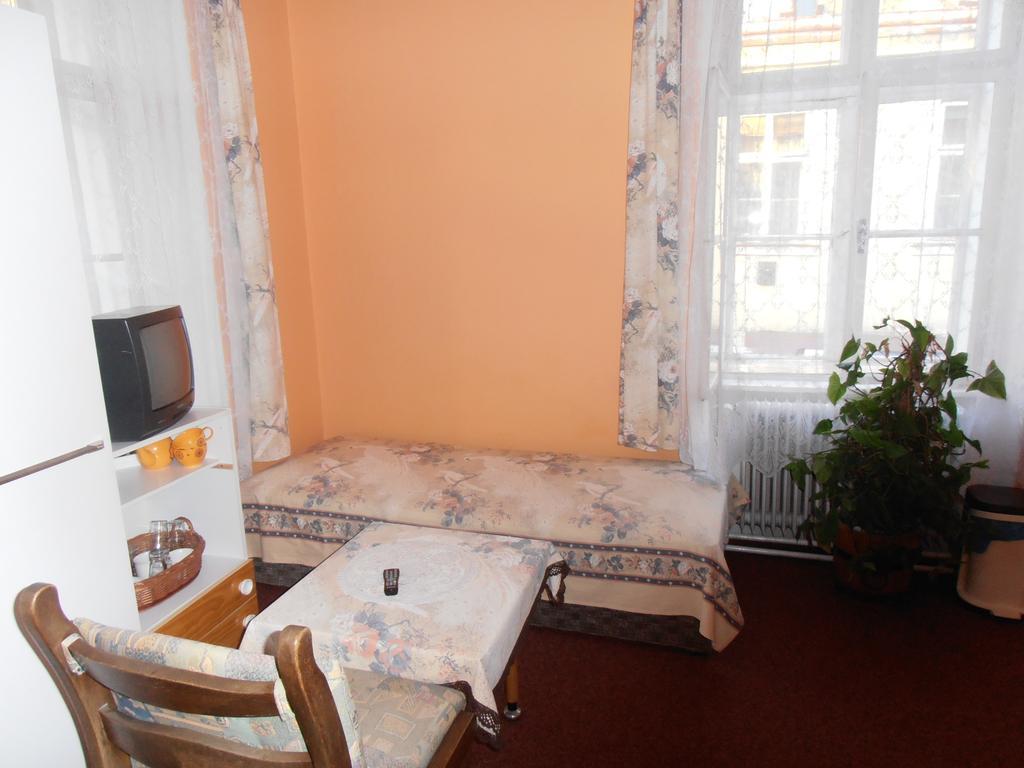 Penzion U Ceske Koruny Jicin Exterior photo